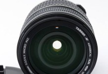 佳能EG28-300镜头的特点与优势（一款适用范围广泛的高倍变焦镜头）