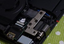 T450屏幕更换教程（详细步骤和注意事项，让你轻松更换T450的屏幕）